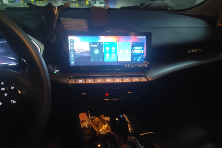 名爵 MG5 2021款 180DVVT CVT青春豪华版中控内饰16