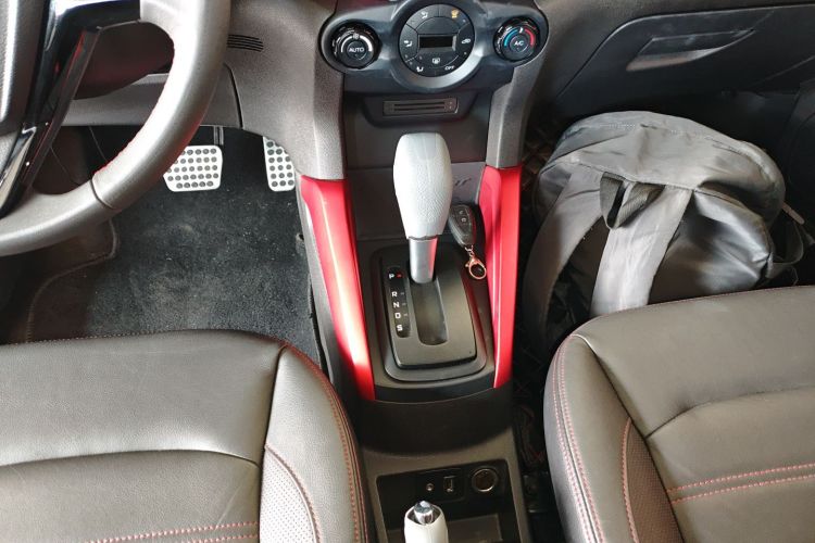 福特 翼搏 2016款 1.5L 自动运动典藏版中控内饰18