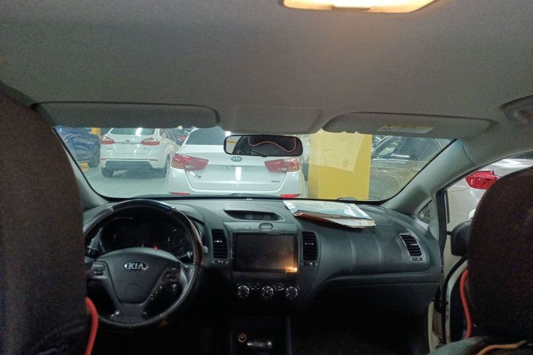 起亚K3 2015款 1.6L 自动GL局部细节22