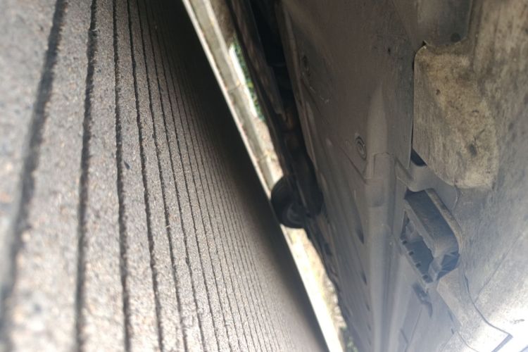 奔驰C级 2019款 C 180 L 时尚型运动版局部细节9004