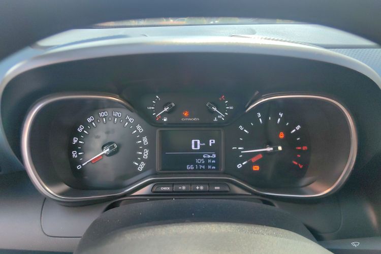 雪铁龙 云逸 C4 AIRCROSS 2018款 350THP 自动互联网逸智版局部细节14