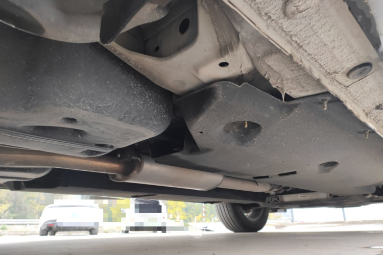 红旗HS5 2019款 2.0T 智联旗享版局部细节9002