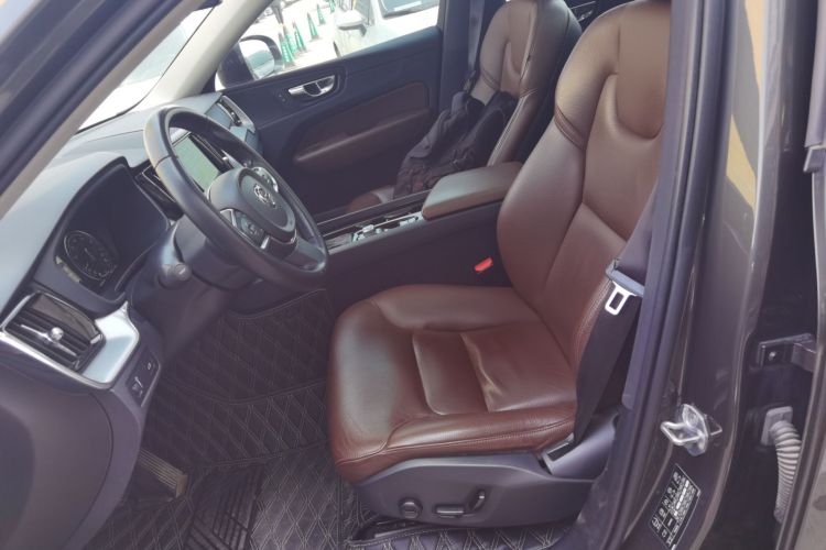 沃尔沃XC60 2019款 T5 四驱智远版 国VI中控内饰19