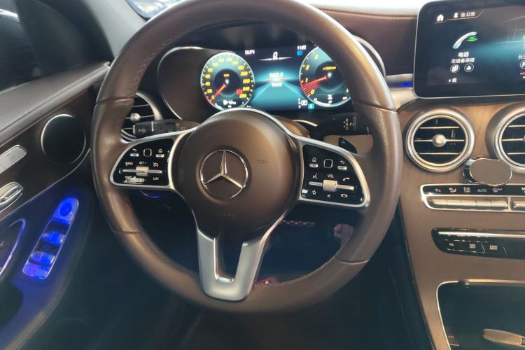 奔驰GLC 2021款 GLC 260 L 4MATIC 豪华型局部细节13