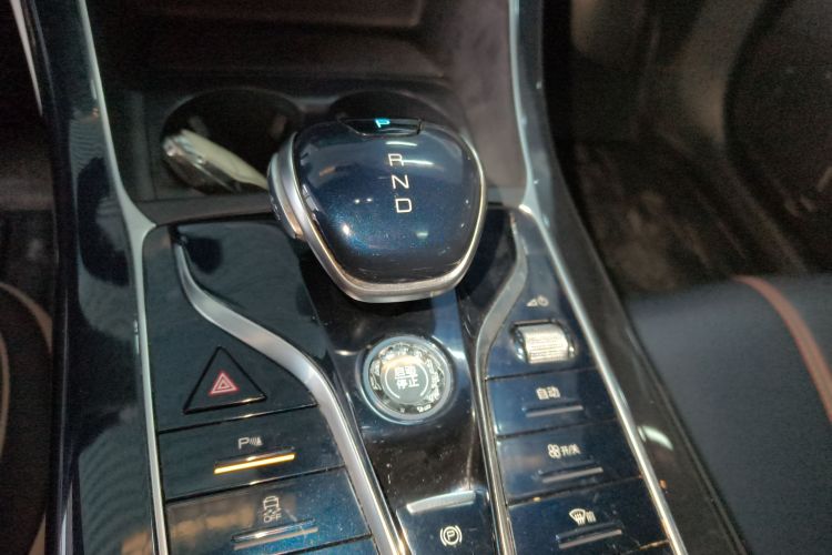 比亚迪 秦PLUS 2021款 DM-i 55KM 旗舰型局部细节18