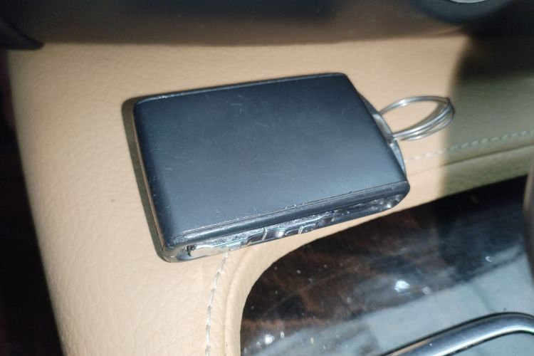 沃尔沃S90 2017款 T5 智远版中控内饰7001