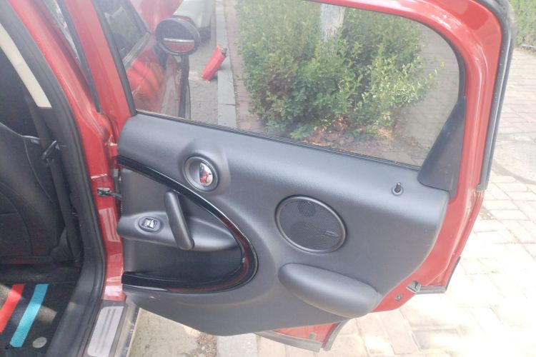 MINI Countryman 2016款 1.6T COOPER ALL4 Excitement装备控中控内饰7006