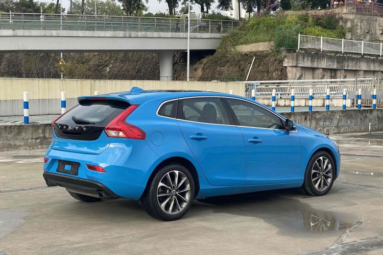 沃尔沃V40 2014款 2.0T 智雅版车身外观6005