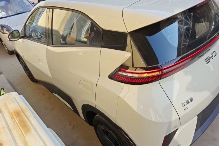 比亚迪 海鸥 2025款 智驾版 305km 活力版车身外观4