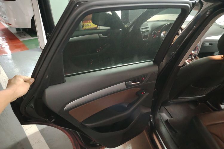 奥迪Q5 2016款 40 TFSI 技术型中控内饰7008