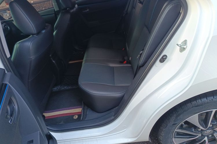 丰田 雷凌 2018款 185T CVT尊贵版 国V中控内饰21