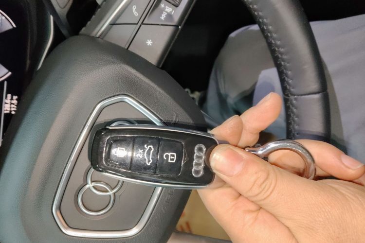 奥迪Q7 2020款 55 TFSI quattro S line运动型中控内饰7001