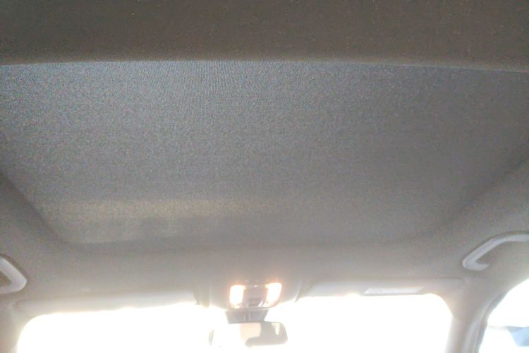 奔驰GLB 2022款 GLB 220 时尚型中控内饰22