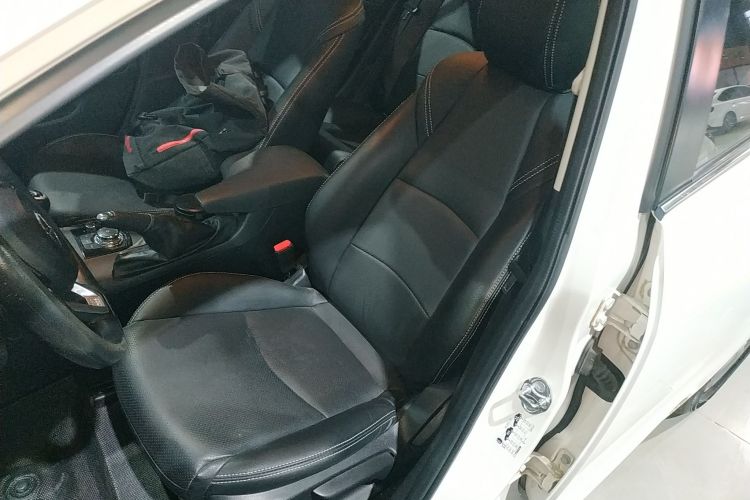 马自达3 昂克赛拉 2017款 三厢 1.5L 手动舒适型 国V中控内饰19