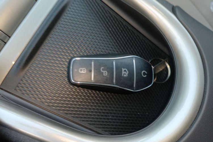 比亚迪 海豚 2025款 420km 自由版中控内饰11