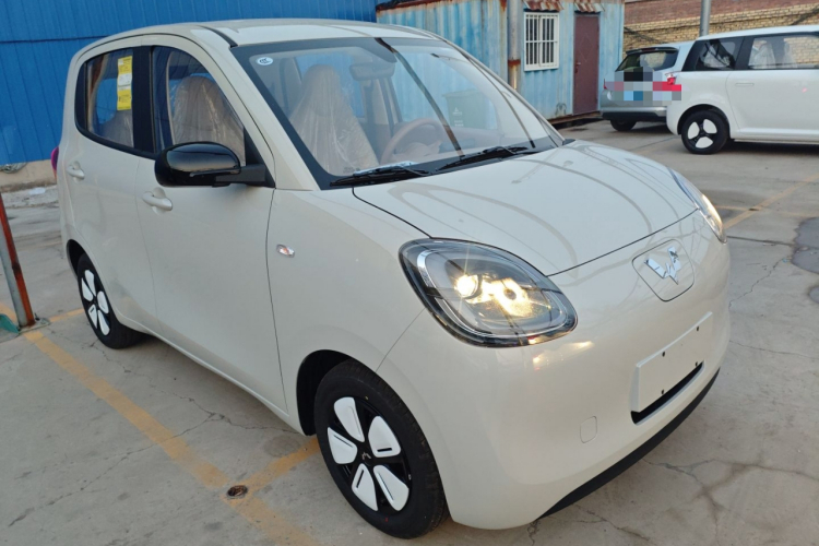 五菱汽车 宏光MINIEV 2025款 四门版 进阶款车身外观3