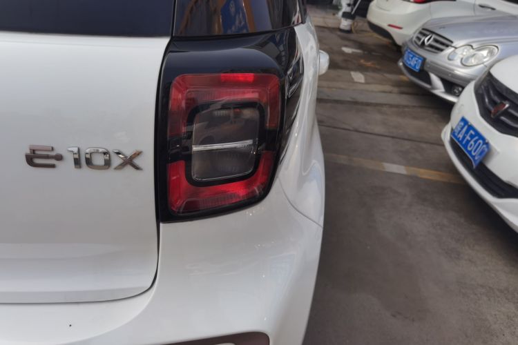 思皓 2022款 花仙子款 四叶草车身外观6006