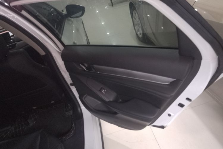 本田 雅阁 2018款 260TURBO 精英版 国VI中控内饰45