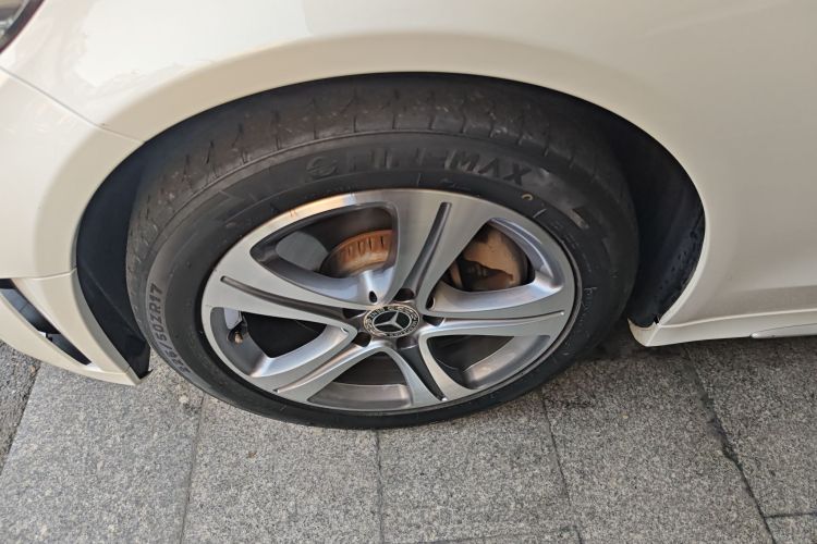 奔驰C级 2019款 C 260 L 运动版车身外观6002