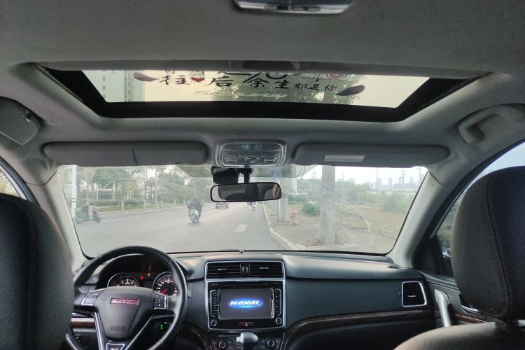 哈弗H6 2014款 运动版 2.4L 自动精英型中控内饰22