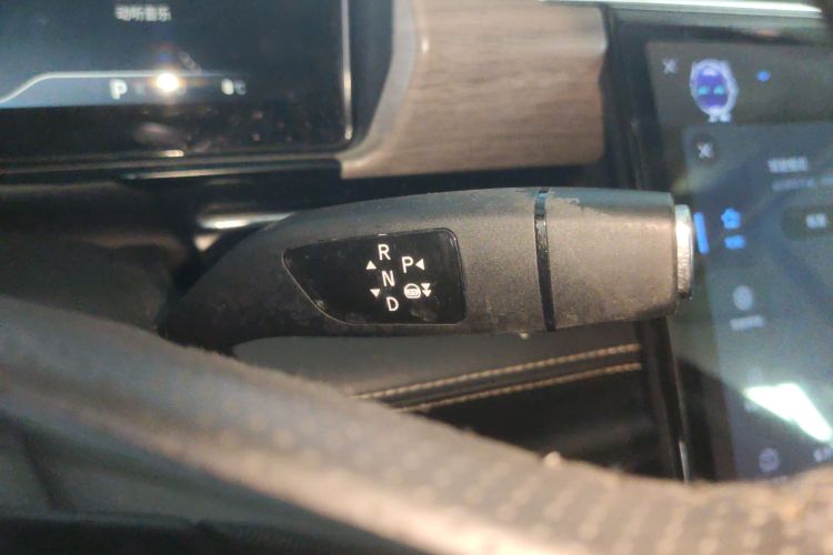 小鹏P5 2021款 460G中控内饰18