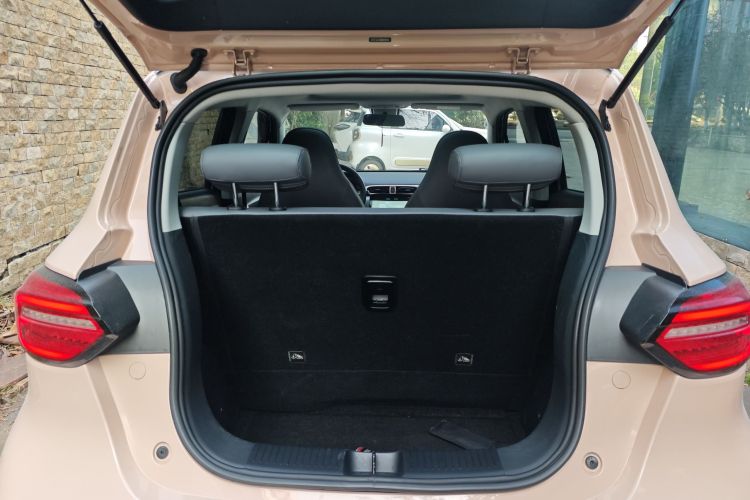 零跑汽车 零跑T03 2021款 400豪华版局部细节23