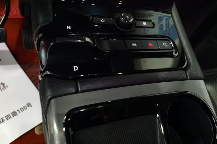 蔚来ES8 2018款 355KM 基准版 七座版局部细节18