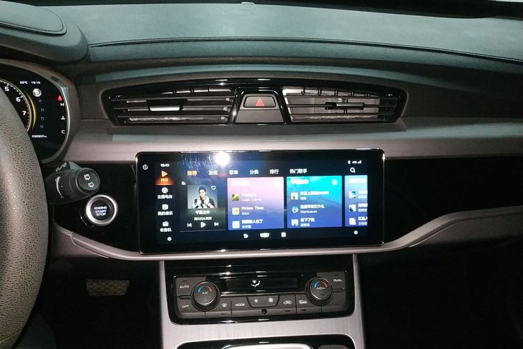 吉利汽车 博越 2021款 1.8TD DCT两驱亚运舒适版中控内饰16