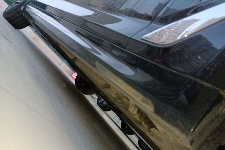 宝马5系 2023款 530Li 领先型 M运动套装局部细节9001