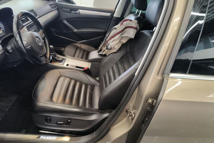 大众 帕萨特 2014款 1.8TSI DSG御尊版局部细节19