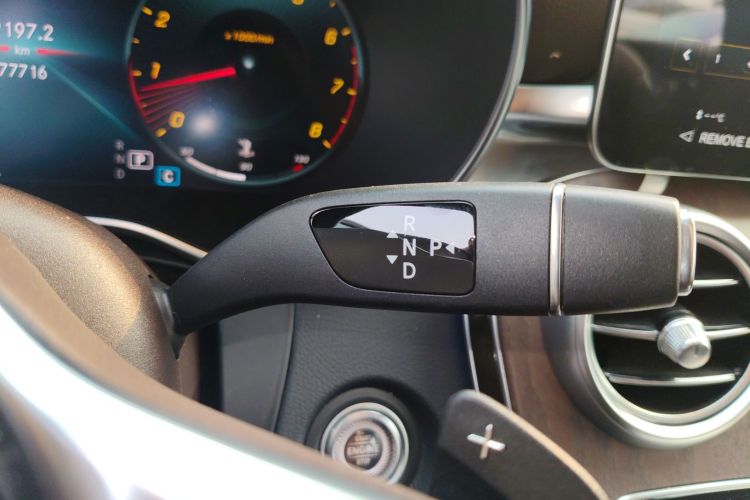 奔驰GLC 2022款 改款 GLC 300 L 4MATIC 动感型局部细节18