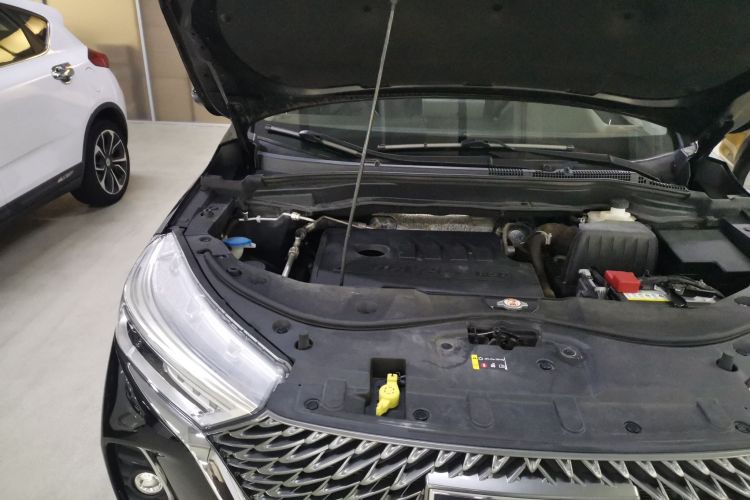 哈弗M6 2021款 PLUS 1.5T DCT智享型机舱底盘25