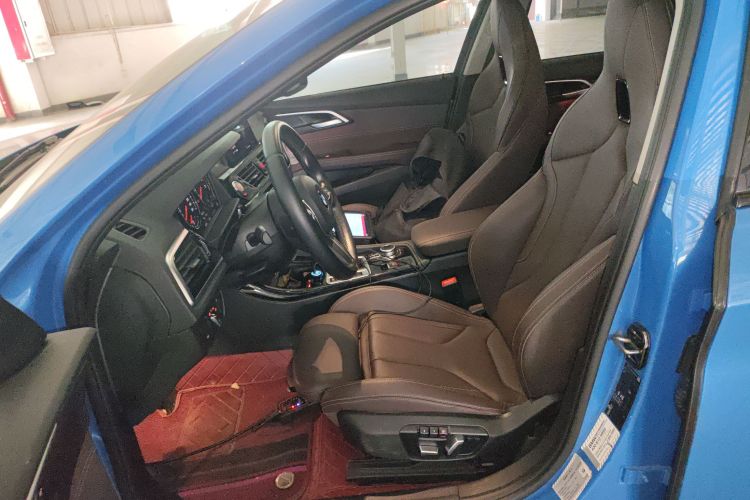 宝马1系 2021款 125i M运动曜夜版局部细节19