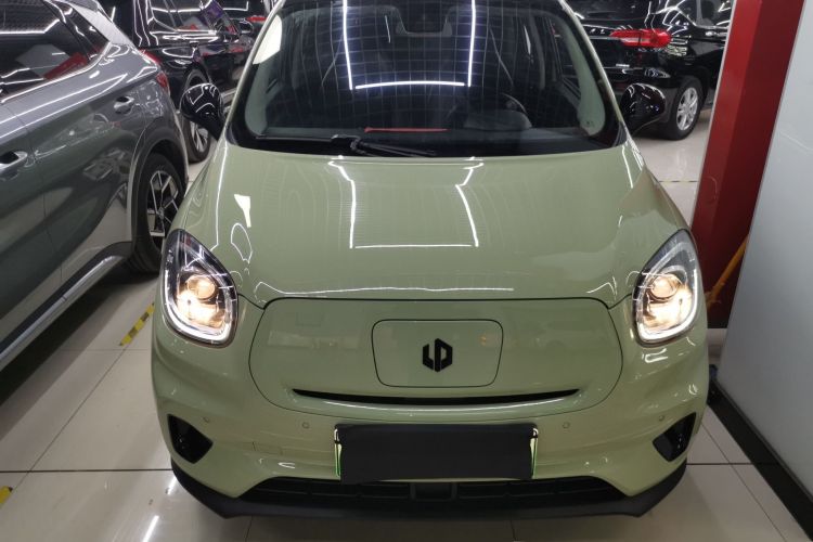 零跑汽车 零跑T03 2022款 星钻版车身外观2