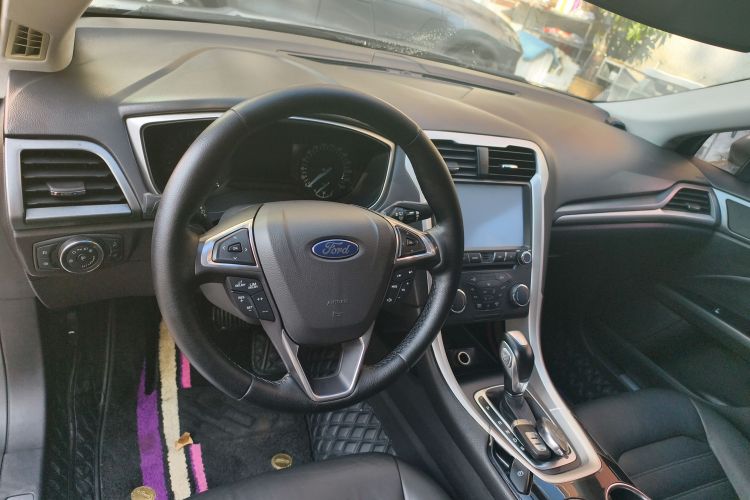 福特 蒙迪欧 2013款 1.5L GTDi180时尚型中控内饰7002