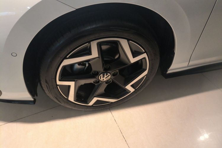 大众 高尔夫 2025款 300TSI R-Line车身外观6007