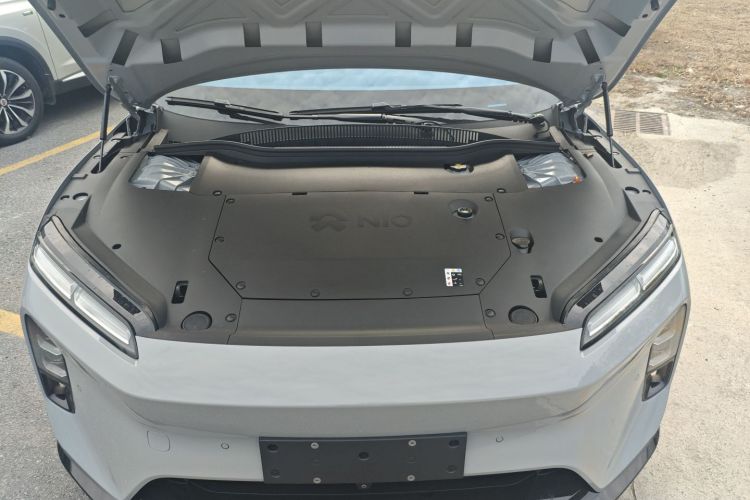 蔚来ET5T 2025款 75kWh Touring机舱底盘24