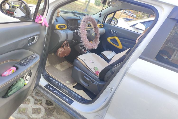 零跑汽车 零跑T03 2020款 400豪华版中控内饰20