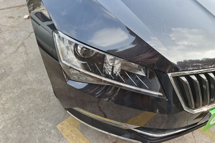 斯柯达 速派 2018款 TSI330 DSG舒适版 国V车身外观8