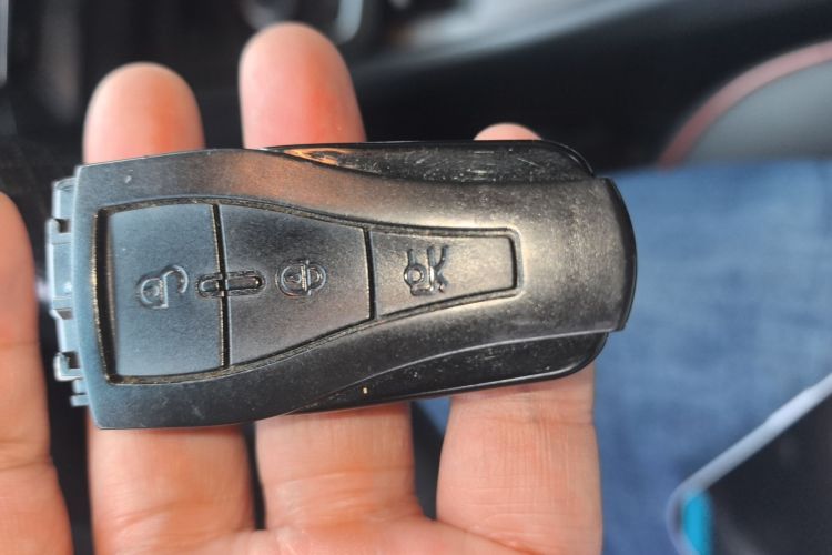 名爵 MG6 2014款 掀背 1.8L 自动驾值版中控内饰7001