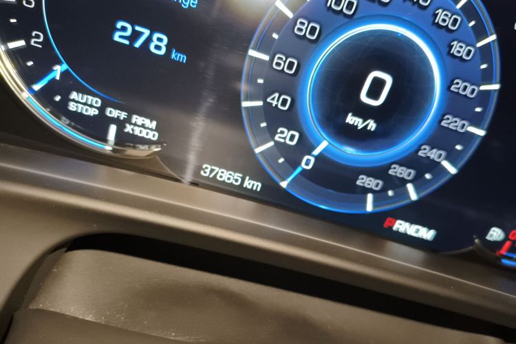 凯迪拉克CT6 2017款 28T 豪华型中控内饰15