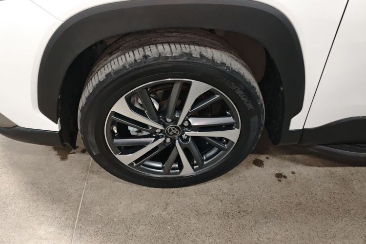 丰田 锋兰达 2022款 2.0L CVT豪华PLUS版车身外观6007