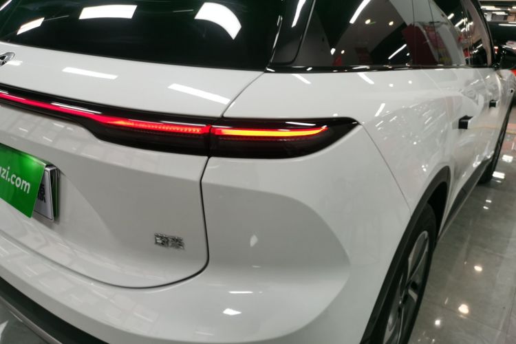 蔚来ES6 2024款 75kWh车身外观6006