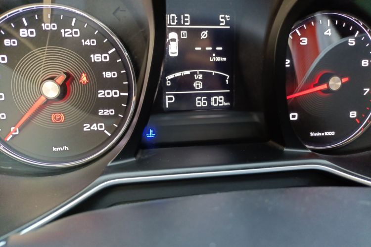 名爵 MG6 2017款 20T 自动Trophy尊享互联网版 国V中控内饰15