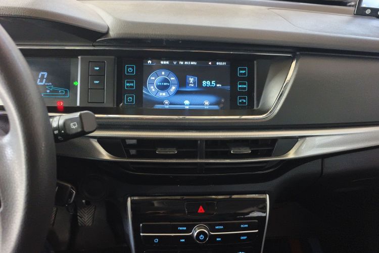 长安凯程 长安欧尚A600 2018款 1.5L 手动精英型中控内饰16