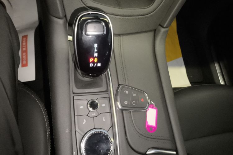 凯迪拉克XT5 2023款 2.0T 四驱尊贵型（至臻版）局部细节18