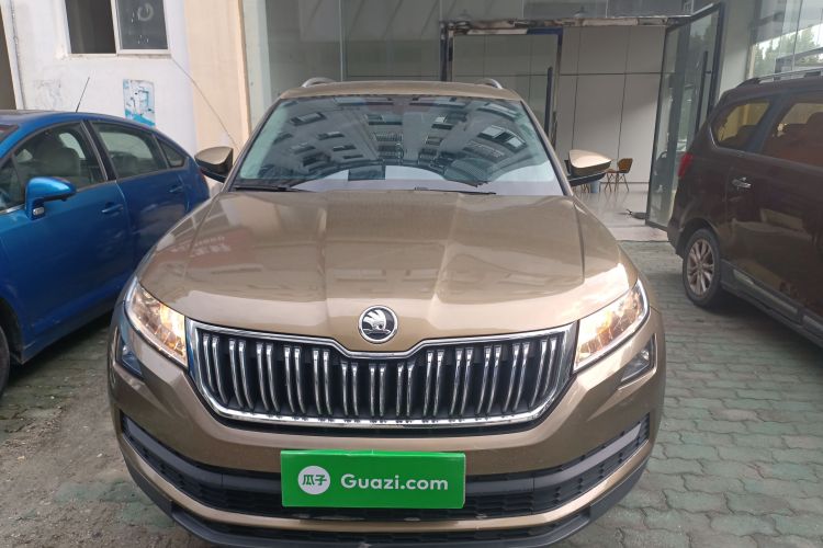 斯柯达 柯迪亚克 2017款 TSI330 5座两驱豪华版车身外观2