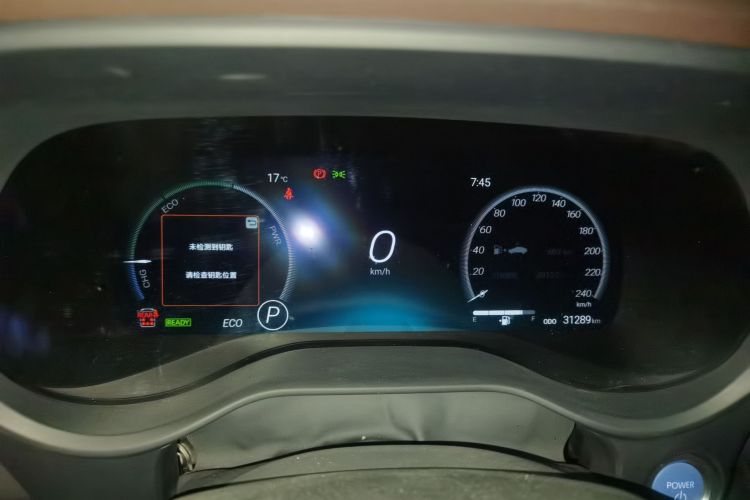 丰田 赛那SIENNA 2021款 2.5L混动 铂金版中控内饰14