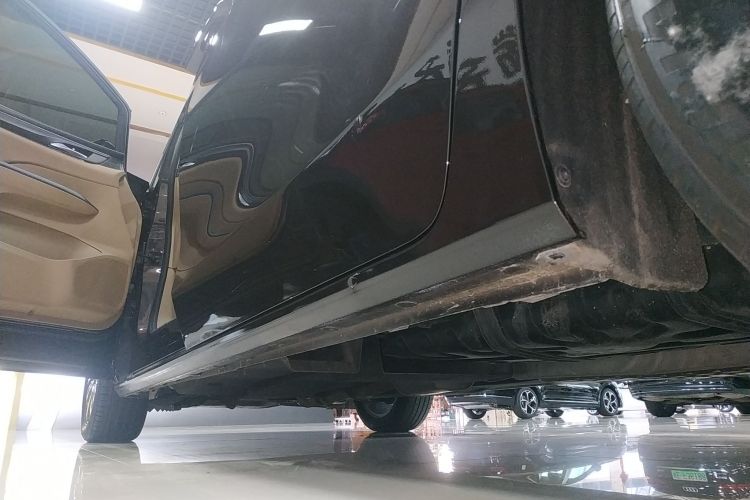 别克GL8 2021款 ES陆尊 653T 豪华型机舱底盘30