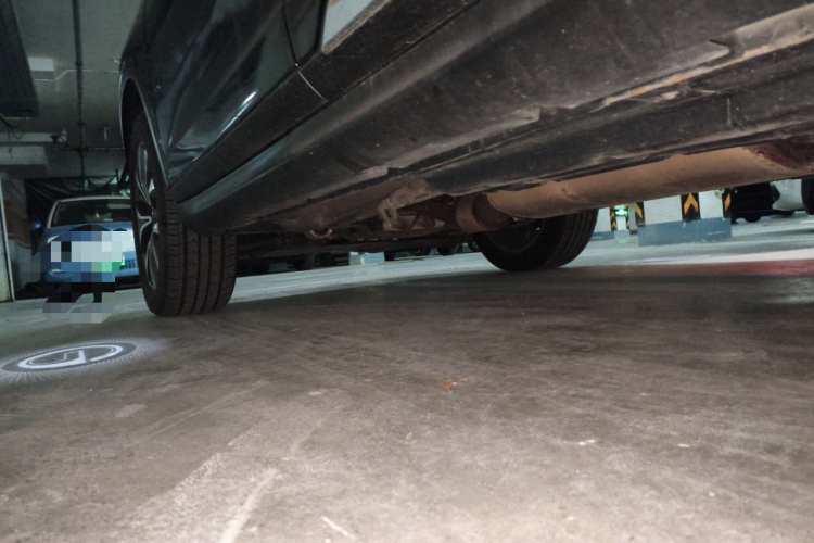 广汽传祺 传祺GS8 2017款 320T 两驱豪华智联版（七座）局部细节9003